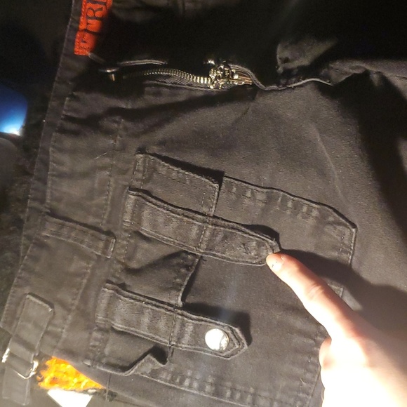 Tripp NYC Capri Pants - Picture 8 of 8